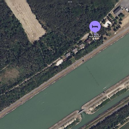 Kuk Racice - Pokoj S Malou Terasou Exterior photo