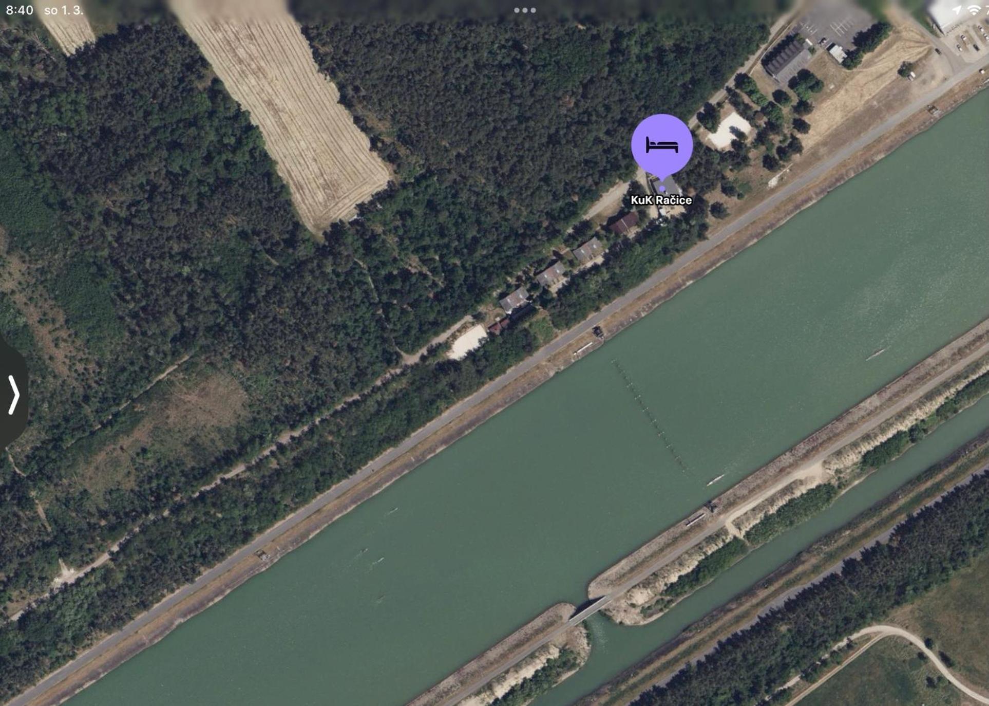Kuk Racice - Pokoj S Malou Terasou Exterior photo
